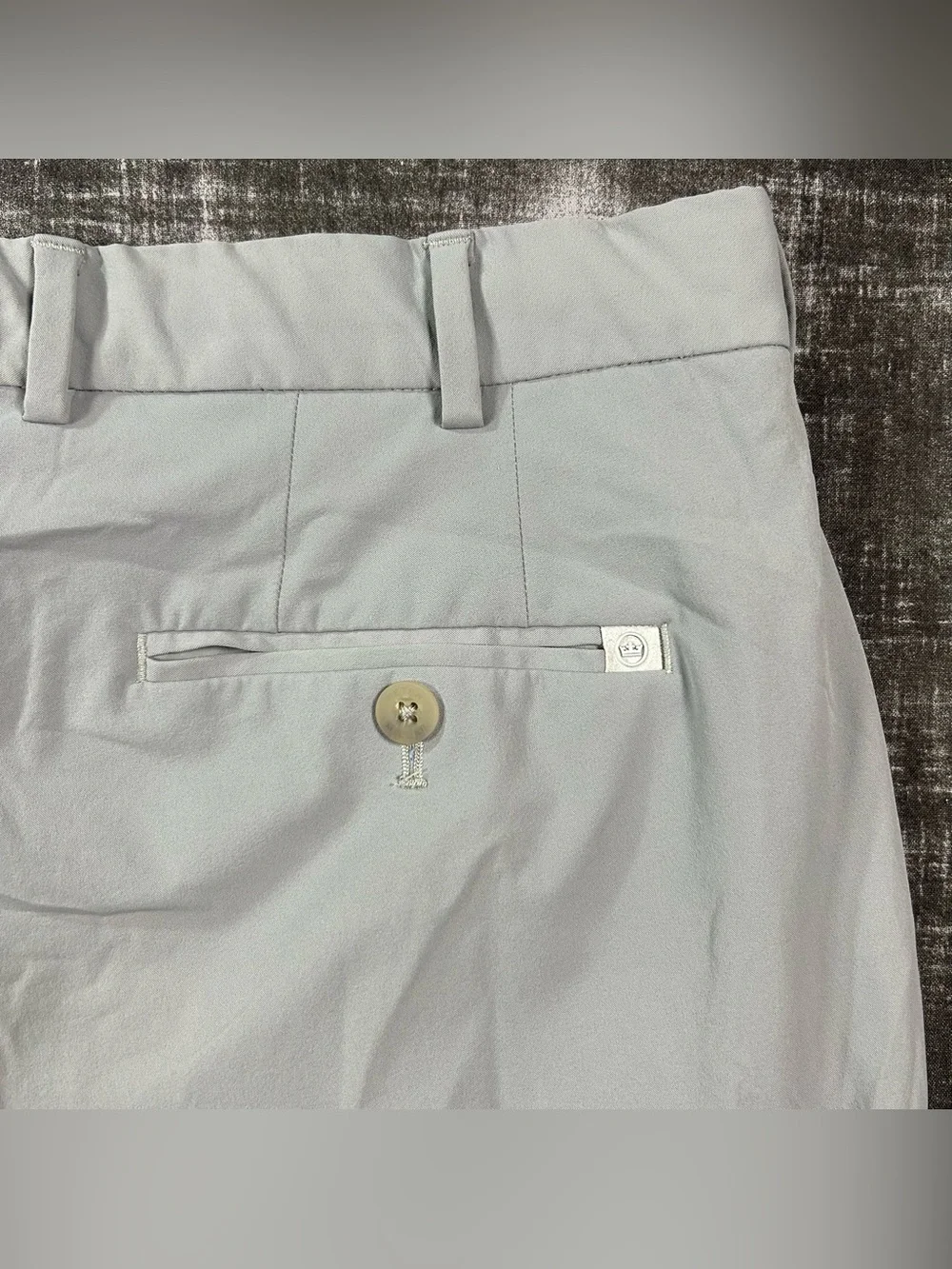 Peter Millar Crown Crafted Surge Golf Shorts Mens 34x9 Gray Athletic Performance